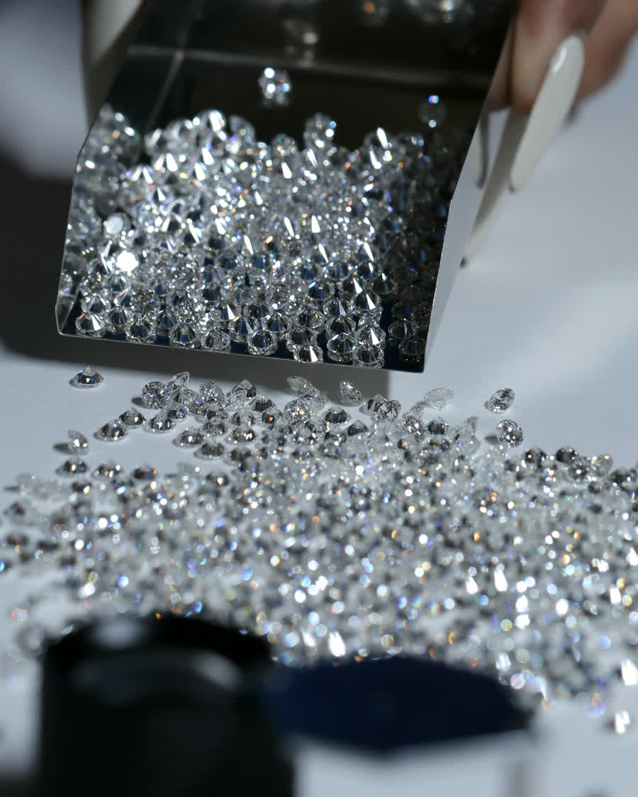 Loose lab grown diamonds